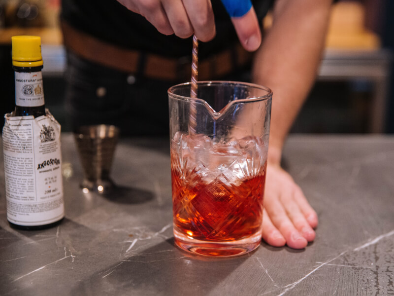 Shake and Sip at Bay Area's Best Cocktail Making Classes